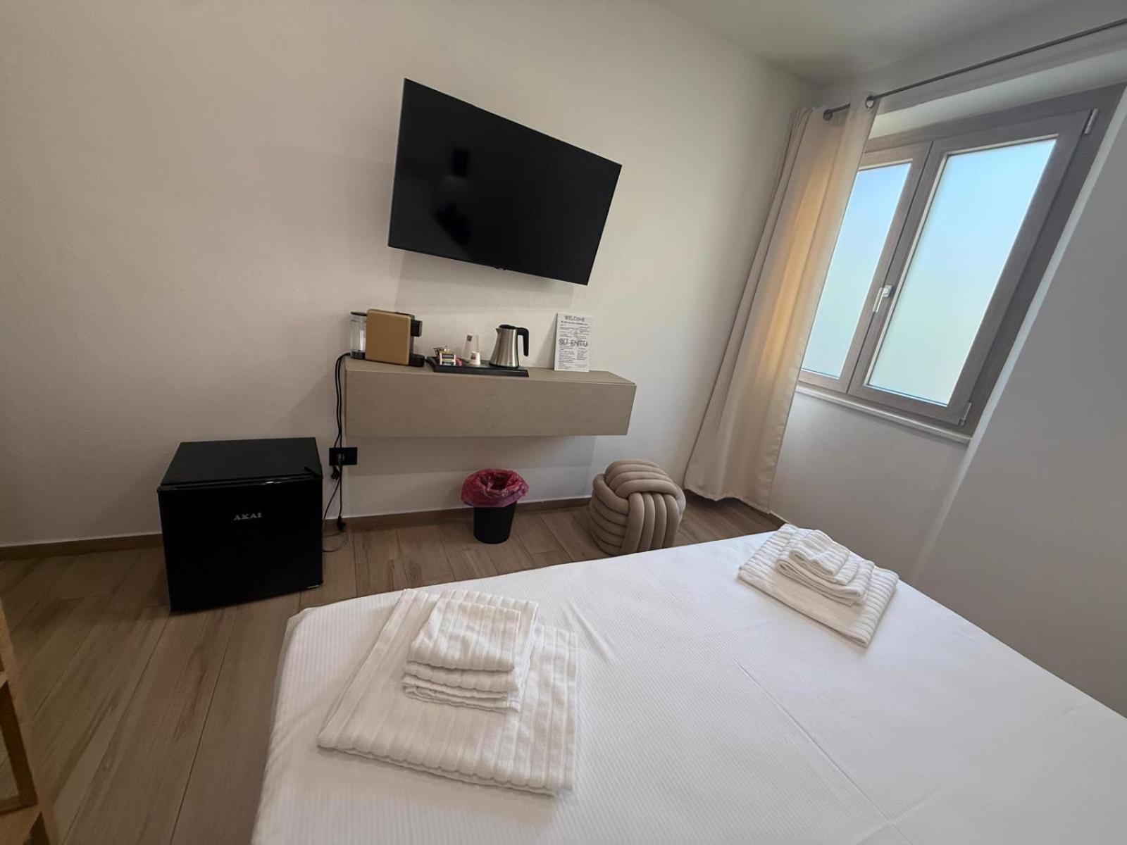 Su Entu Guest House Cala Gonone Exterior photo
